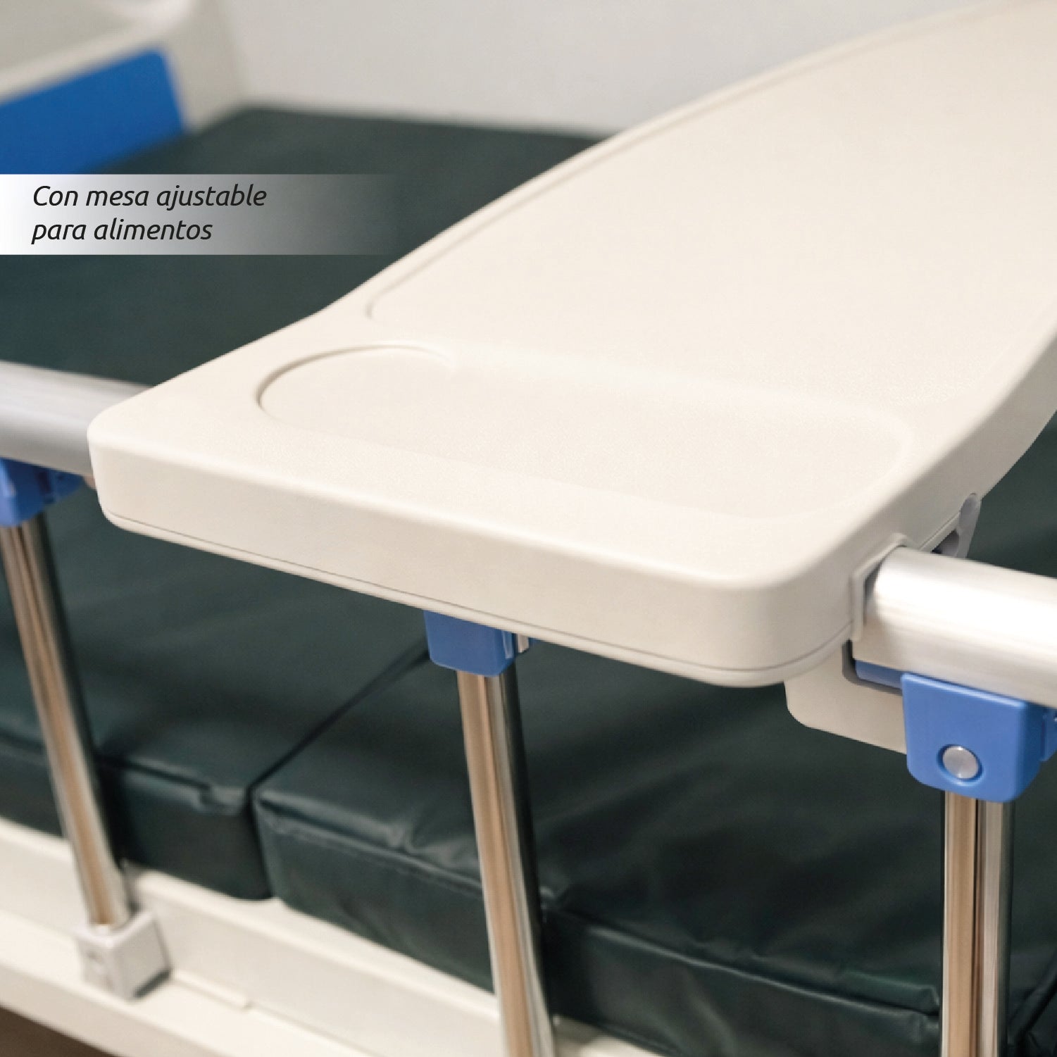 Catre Clínico con Barandas Colchón Porta Suero y Ruedas Reforzadas Acqui